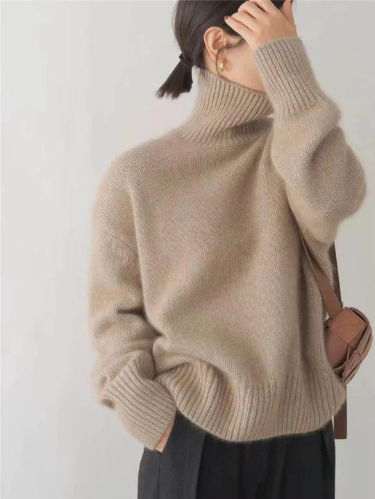 Lucyna | Sweter z kaszmiru z golfem